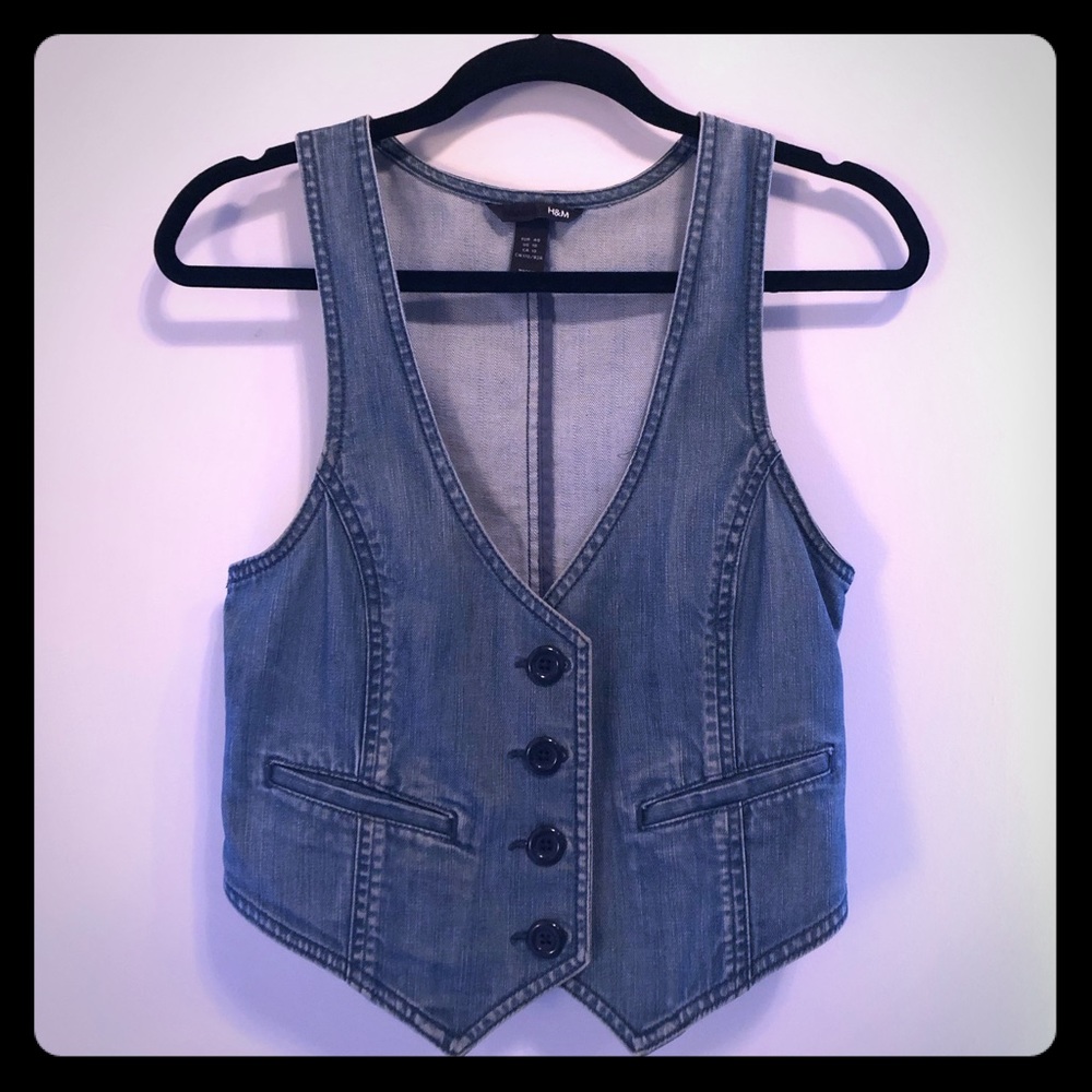 Cute denim H & M vest.